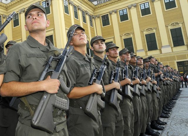 Bildgröße auf die Monitorauflösung (640x480 px) optimiert