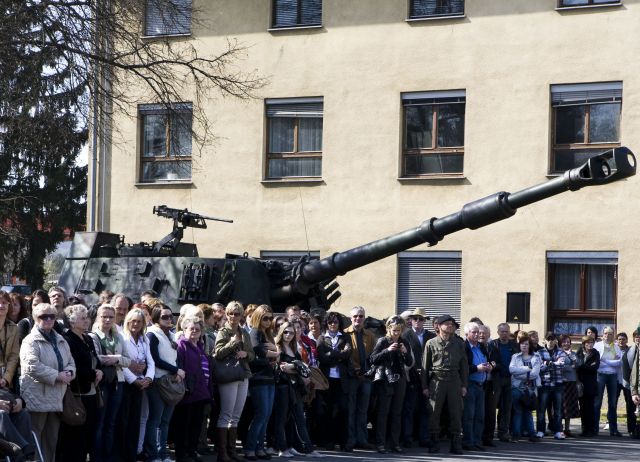 Bildgröße auf die Monitorauflösung (640x480 px) optimiert