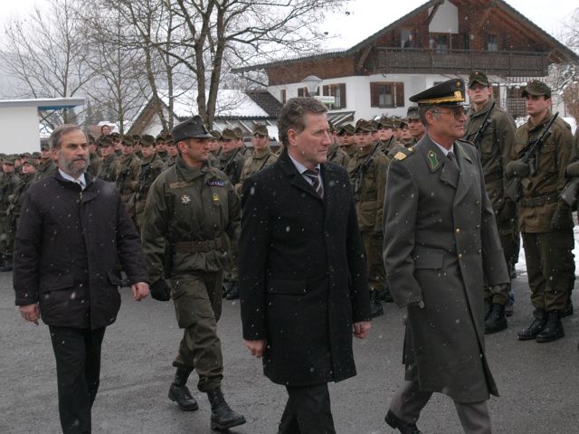 Bildgröße auf die Monitorauflösung (640x480 px) optimiert