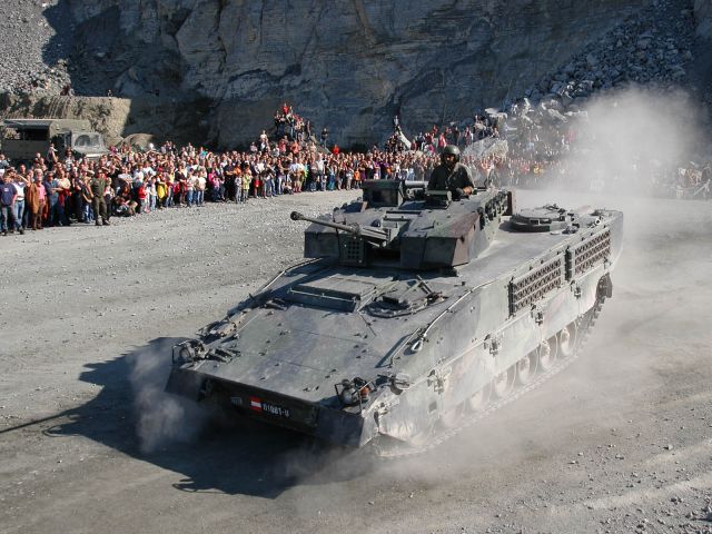 Bildgröße auf die Monitorauflösung (640x480 px) optimiert