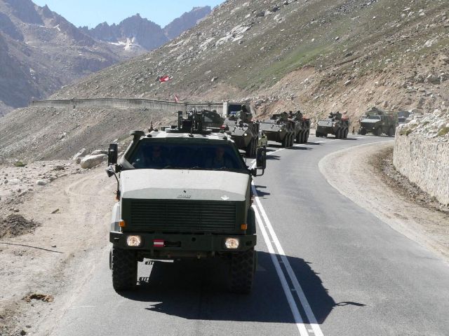 Bildname: abfahrtsalangpass1.jpg, momentane Bildgröße: 640x480 px Bildgröße auf die Monitorauflösung (640x480 px) optimiert