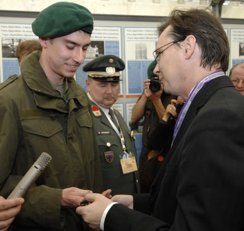 Bildgröße auf die Monitorauflösung (640x480 px) optimiert