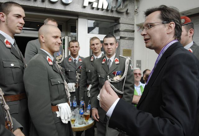 Bildgr&ouml;&szlig;e auf die Monitoraufl&ouml;sung (640x480 px) optimiert