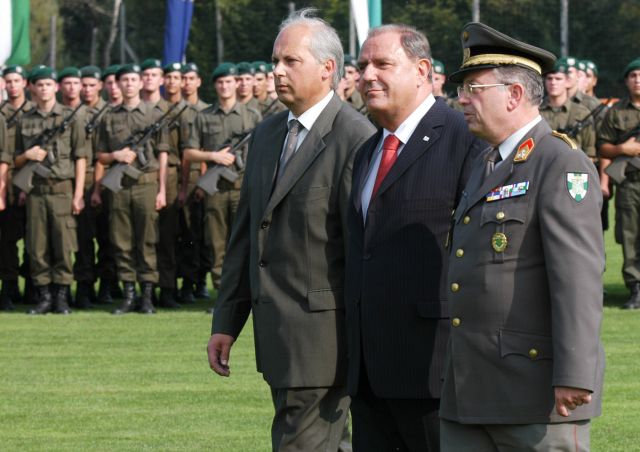 Bildgröße auf die Monitorauflösung (640x480 px) optimiert