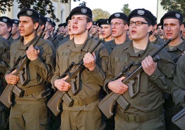 Bildgröße auf die Monitorauflösung (640x480 px) optimiert