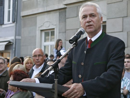 Bildgröße auf die Monitorauflösung (640x480 px) optimiert