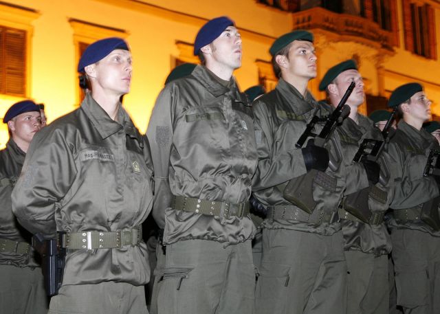 Bildgröße auf die Monitorauflösung (640x480 px) optimiert