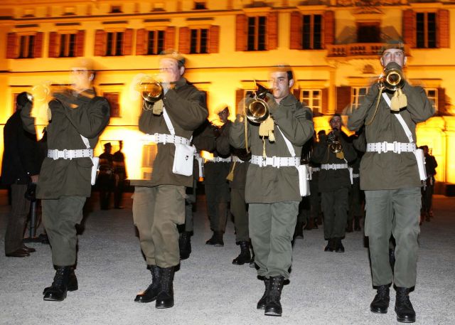 Bildgröße auf die Monitorauflösung (640x480 px) optimiert