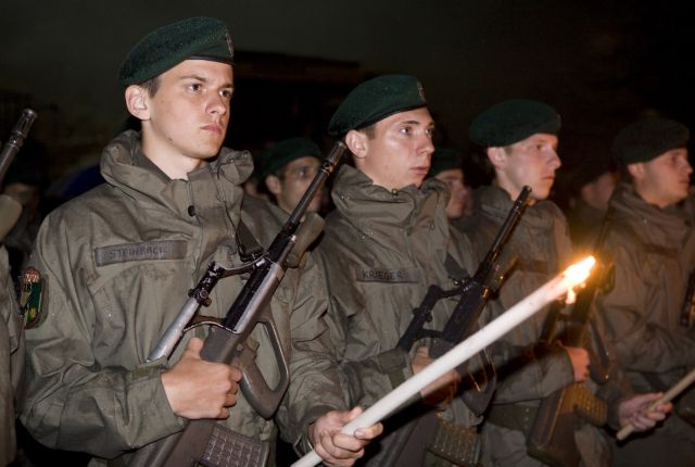 Bildname: ang_erzberg_7525_i.jpg, momentane Bildgröße: 640x430 px Bildgröße auf die Monitorauflösung (640x480 px) optimiert