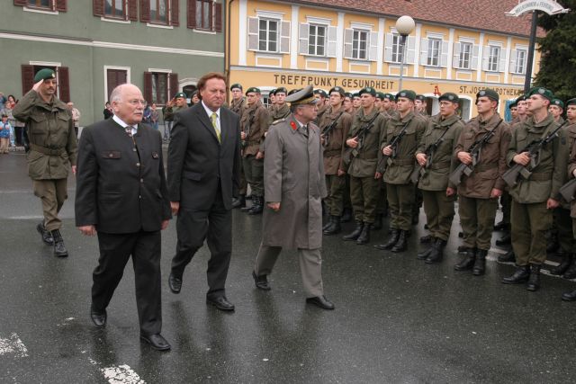 Bildgröße auf die Monitorauflösung (640x480 px) optimiert