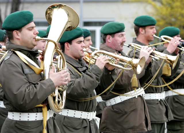 Bildgröße auf die Monitorauflösung (640x480 px) optimiert