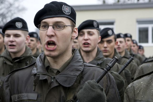 Bildgröße auf die Monitorauflösung (640x480 px) optimiert