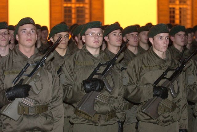 Bildgröße auf die Monitorauflösung (640x480 px) optimiert