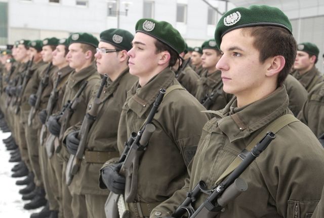 Bildgröße auf die Monitorauflösung (640x480 px) optimiert