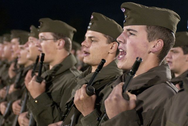 Bildname: ang_thoerl_039.jpg, momentane Bildgröße: 640x430 px Bildgröße auf die Monitorauflösung (640x480 px) optimiert