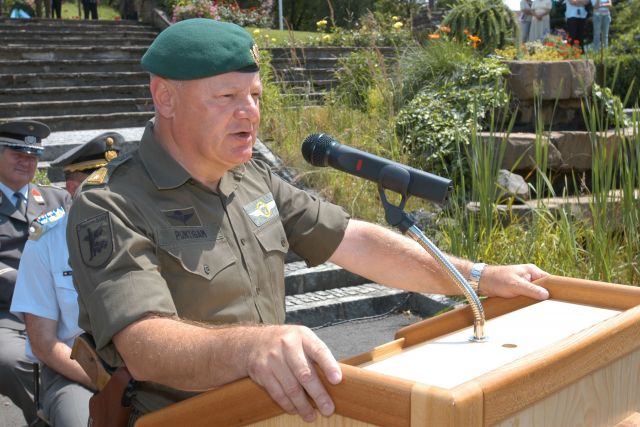 Bildgröße auf die Monitorauflösung (640x480 px) optimiert