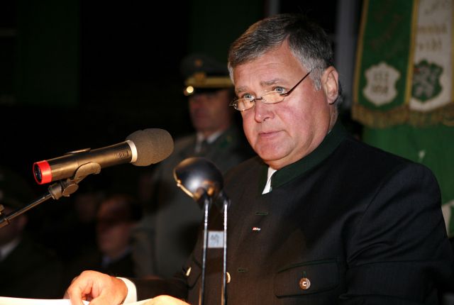 Bildgröße auf die Monitorauflösung (640x480 px) optimiert