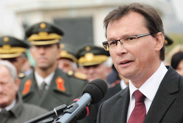 Bildgröße auf die Monitorauflösung (640x480 px) optimiert