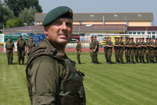 Bildname: angelobung_gr_st_florian_009.jpg, momentane Bildgröße: 640x427 px Bildgröße auf die Monitorauflösung (640x480 px) optimiert