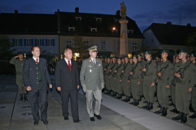 Bildname: anggleisdorf06.jpg, momentane Bildgröße: 640x423 px Bildgröße auf die Monitorauflösung (640x480 px) optimiert