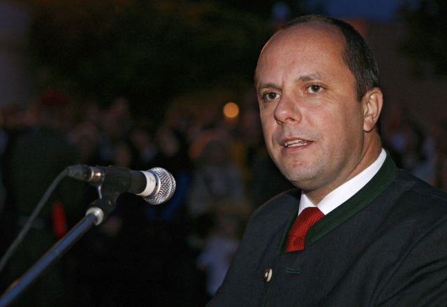 Bildgröße auf die Monitorauflösung (640x480 px) optimiert