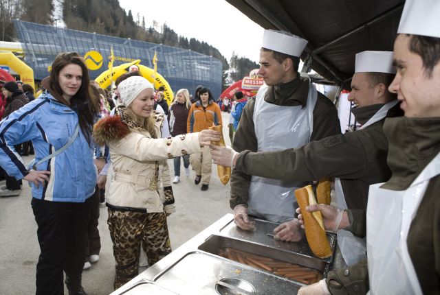 Bildgr&ouml;&szlig;e auf die Monitoraufl&ouml;sung (640x480 px) optimiert