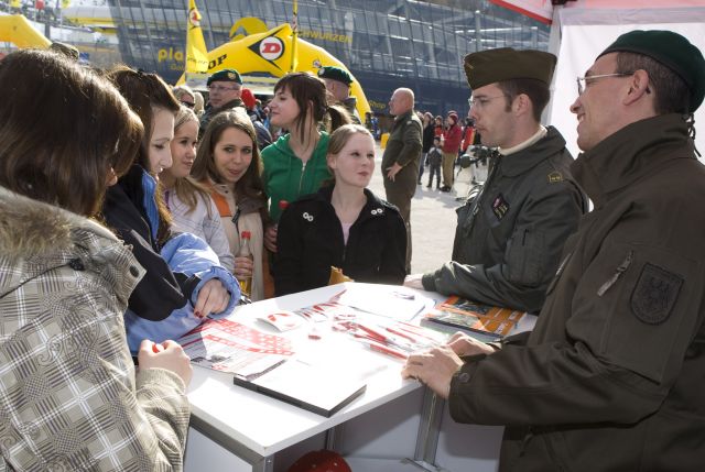 Bildgröße auf die Monitorauflösung (640x480 px) optimiert