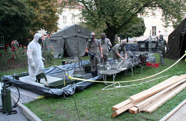 Bildname: asse_graz_paulustor_08.jpg, momentane Bildgröße: 640x416 px Bildgröße auf die Monitorauflösung (640x480 px) optimiert