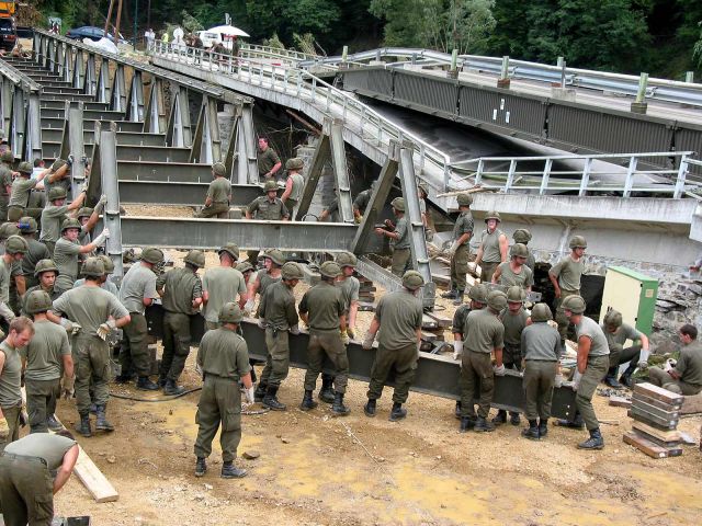 Bildgröße auf die Monitorauflösung (640x480 px) optimiert