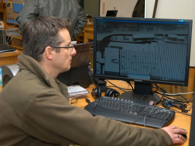 Bildgröße auf die Monitorauflösung (640x480 px) optimiert