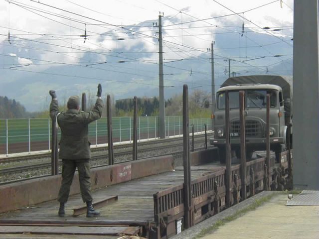 Bildgröße auf die Monitorauflösung (640x480 px) optimiert