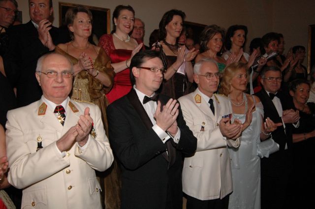 Bildgröße auf die Monitorauflösung (640x480 px) optimiert