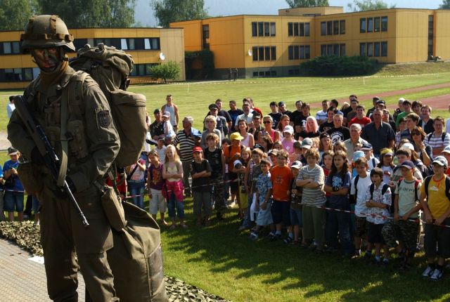 Bildgr&ouml;&szlig;e auf die Monitoraufl&ouml;sung (640x480 px) optimiert