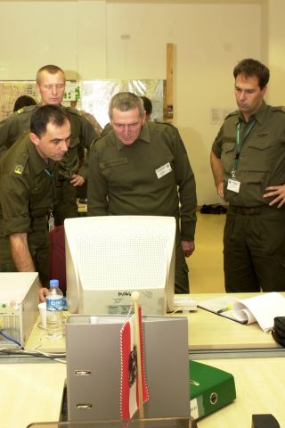 Bildgröße auf die Monitorauflösung (640x480 px) optimiert