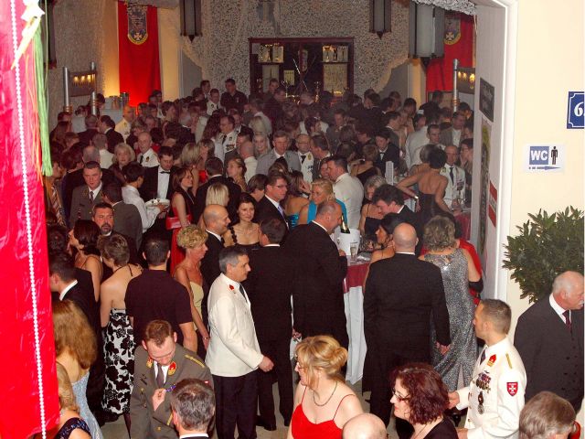 Bildgröße auf die Monitorauflösung (640x480 px) optimiert