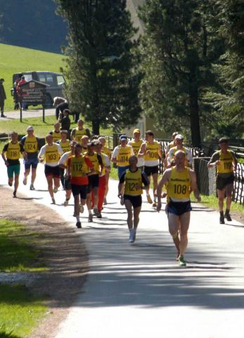 Bildname: bmbl05_start5km.jpg, momentane Bildgröße: 347x480 px Bildgröße auf die Monitorauflösung (640x480 px) optimiert