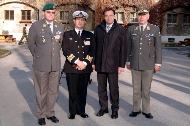 Bildgröße auf die Monitorauflösung (640x480 px) optimiert