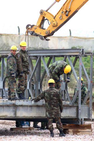 Bildgröße auf die Monitorauflösung (640x480 px) optimiert