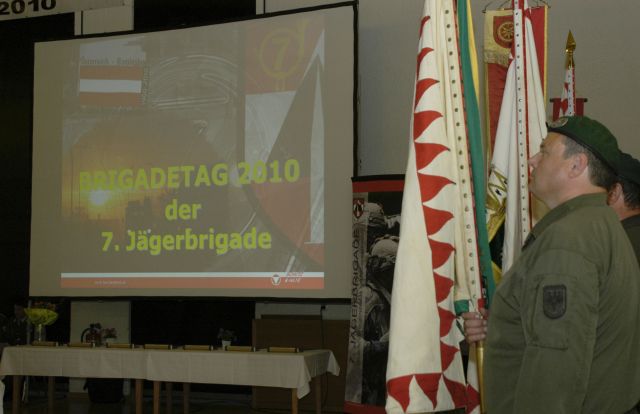 Bildgröße auf die Monitorauflösung (640x480 px) optimiert