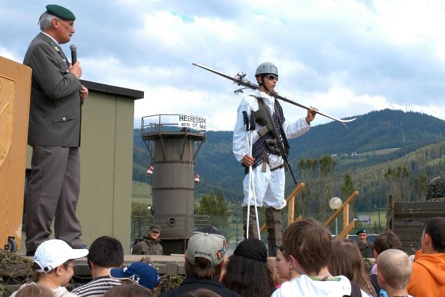 Bildgr&ouml;&szlig;e auf die Monitoraufl&ouml;sung (640x480 px) optimiert