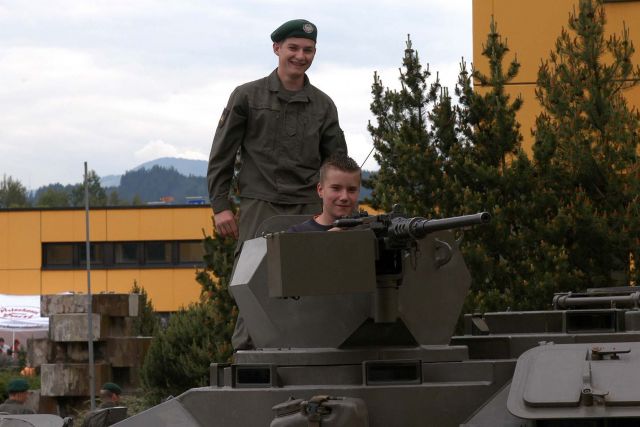 Bildgröße auf die Monitorauflösung (640x480 px) optimiert