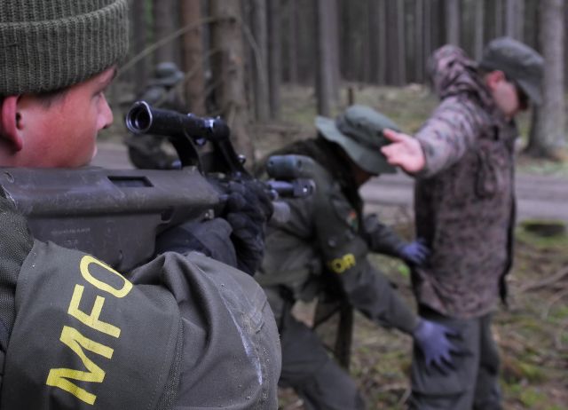 Bildname: bundesheer_filzwieser_dsc2997.jpg, momentane Bildgröße: 640x462 px Bildgröße auf die Monitorauflösung (640x480 px) optimiert