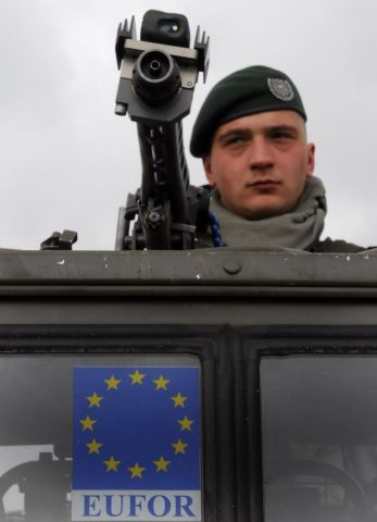 Bildname: bundesheer_filzwieser_dsc3043.jpg, momentane Bildgröße: 347x480 px Bildgröße auf die Monitorauflösung (640x480 px) optimiert