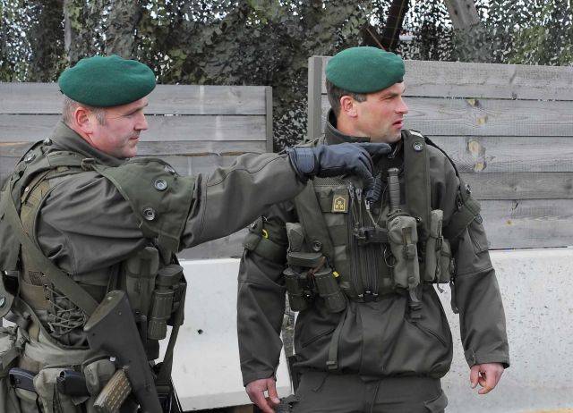 Bildgr&ouml;&szlig;e auf die Monitoraufl&ouml;sung (640x480 px) optimiert