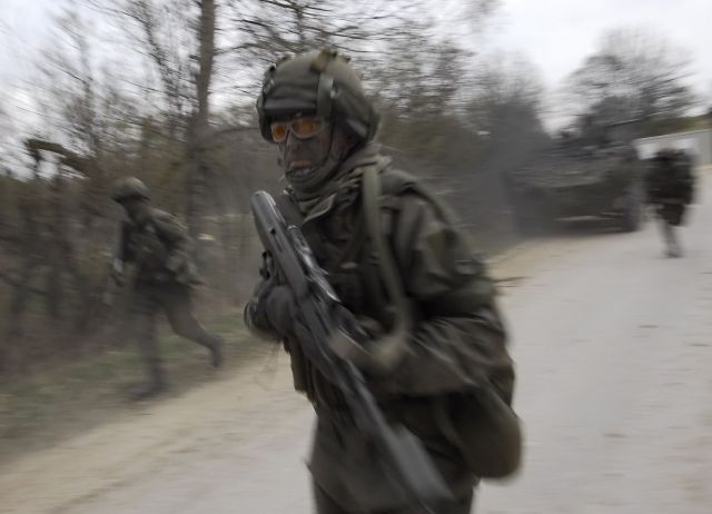 Bildname: bundesheer_filzwieser_dsc4194.jpg, momentane Bildgröße: 640x462 px Bildgröße auf die Monitorauflösung (640x480 px) optimiert
