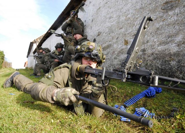 Bildgröße auf die Monitorauflösung (640x480 px) optimiert