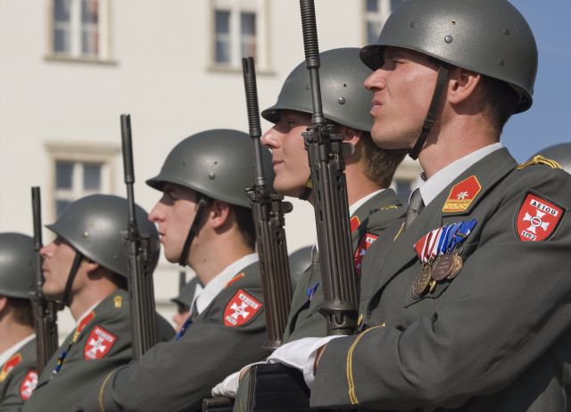 Bildgröße auf die Monitorauflösung (640x480 px) optimiert