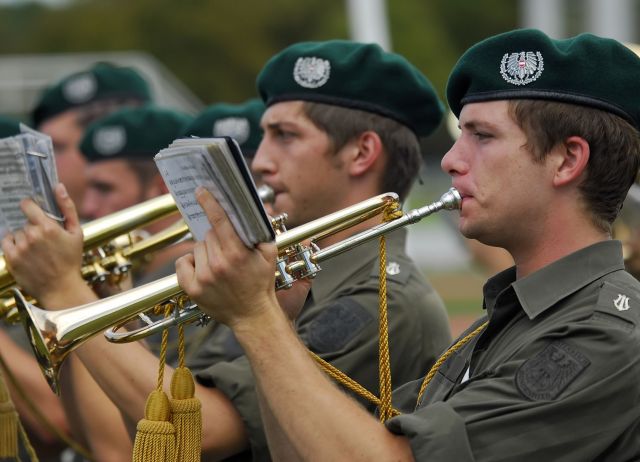 Bildgröße auf die Monitorauflösung (640x480 px) optimiert