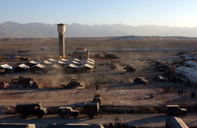 Bildname: camp_luft_2.jpg, momentane Bildgröße: 640x417 px Bildgröße auf die Monitorauflösung (640x480 px) optimiert