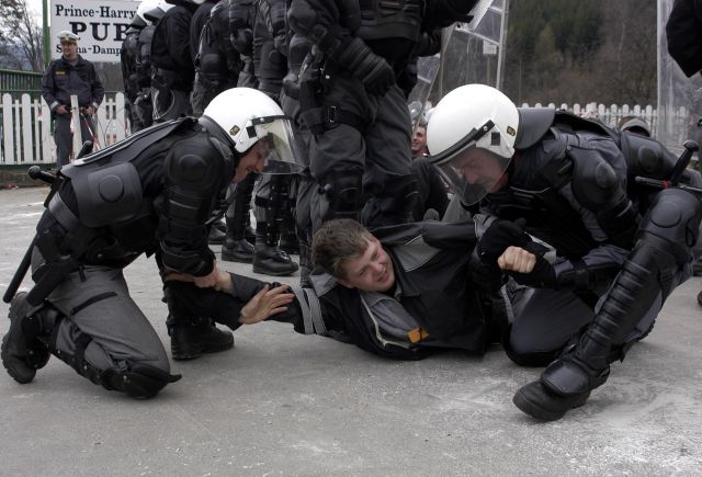 Bildgröße auf die Monitorauflösung (640x480 px) optimiert